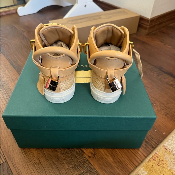 Buscemi Shoes - Picture 3 of 6